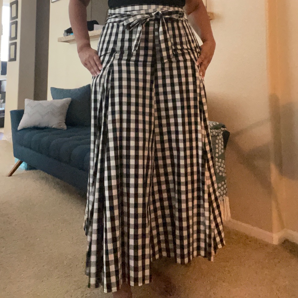 Who What Wear Women’s Full Skirt with pockets